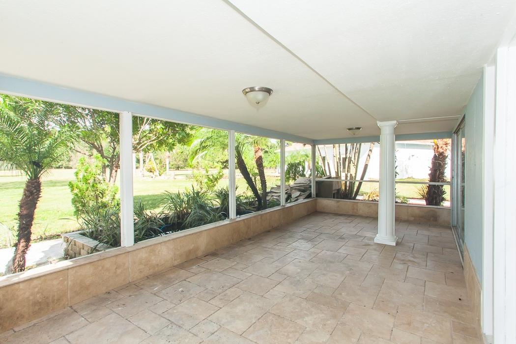 16784 Randolph Siding Road Jupiter, FL 33478 - Photo 16 of 42 patio