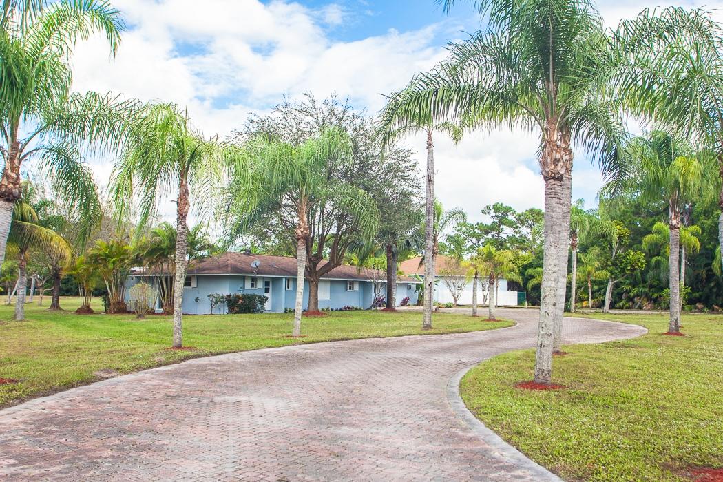 16784 Randolph Siding Road Jupiter, FL 33478 - Photo 8 of 42 Exterior