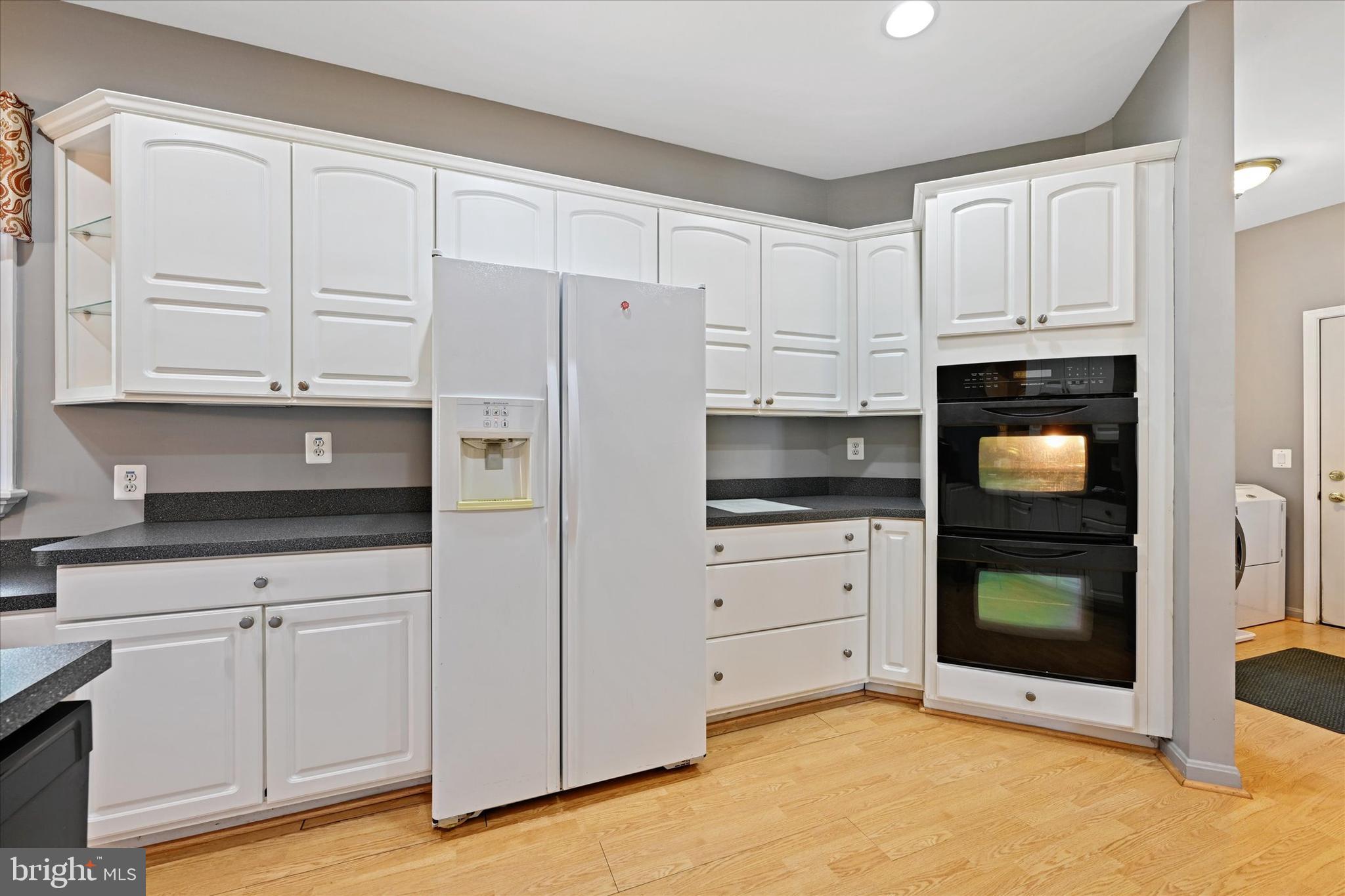 8108 Ridgely Oak Road Parkville, MD 21234 - Photo 14 of 29