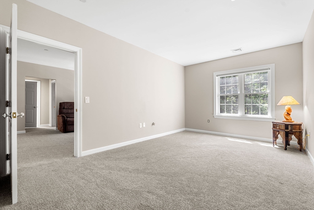180 Chickering Road, Unit 110C North Andover, MA 01845 - Photo 18 of 40 Gallery Image 18