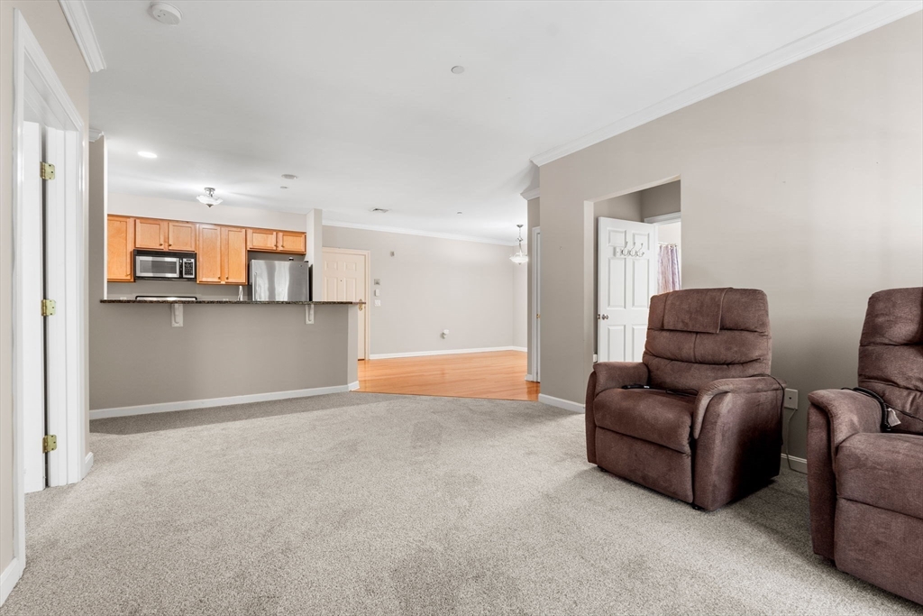 180 Chickering Road, Unit 110C North Andover, MA 01845 - Photo 2 of 40 Gallery Image 2