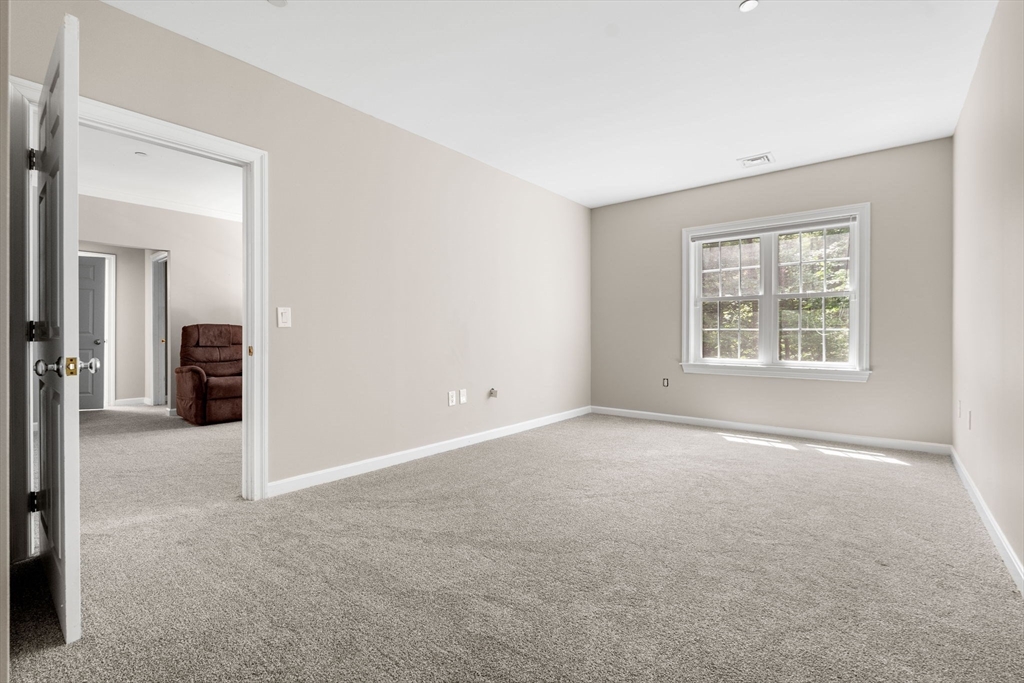 180 Chickering Road, Unit 110C North Andover, MA 01845 - Photo 22 of 40 Gallery Image 22