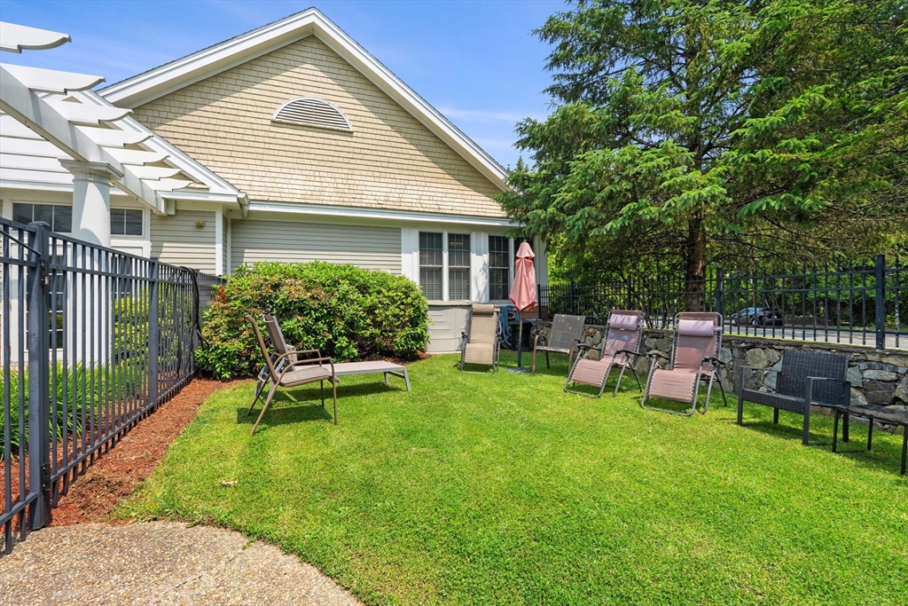 180 Chickering Road, Unit 110C North Andover, MA 01845 - Photo 35 of 40 Gallery Image 35