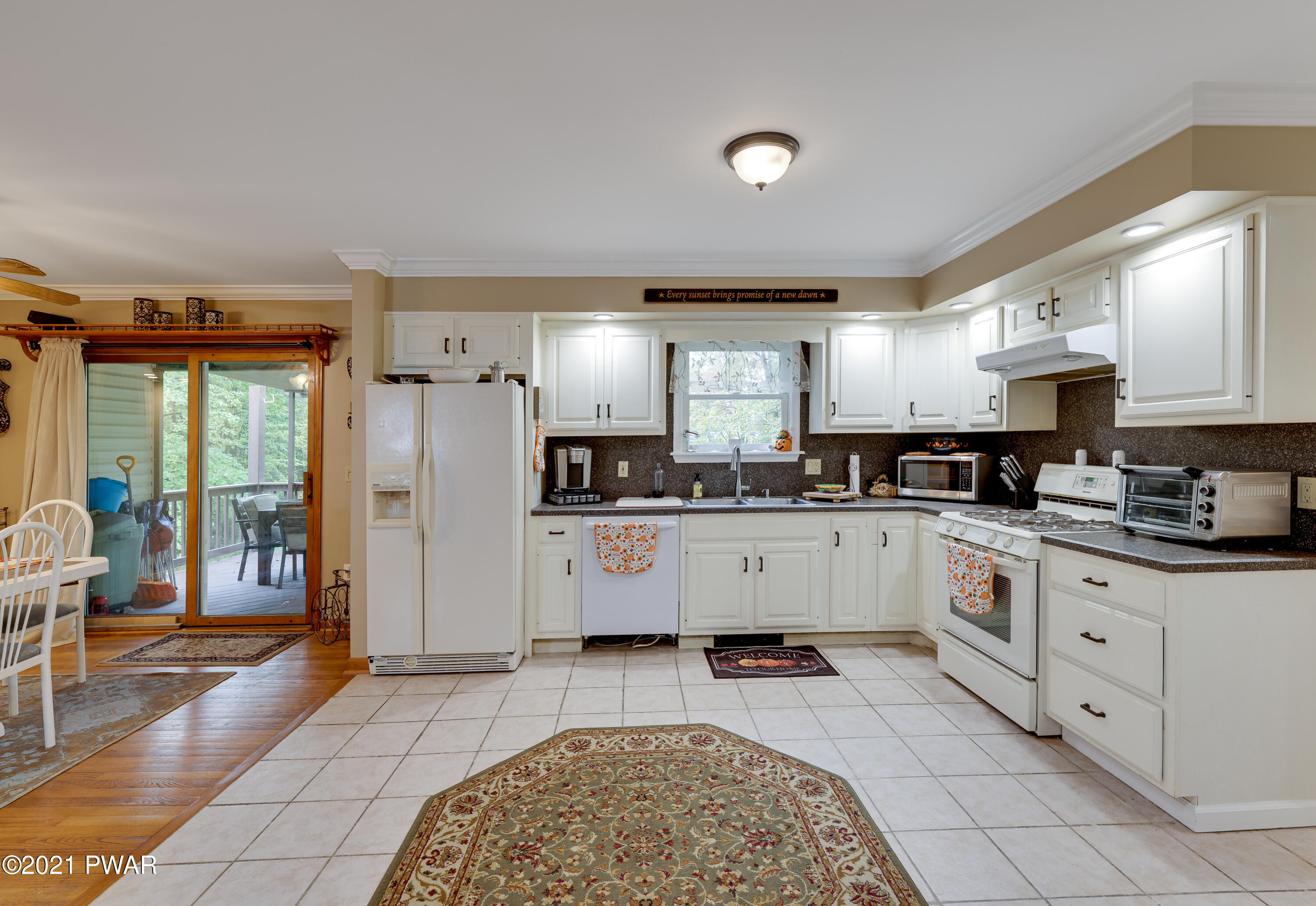 164 Boulder Road Lake Ariel, PA 18436 - Photo 8 of 37 Kitchen
