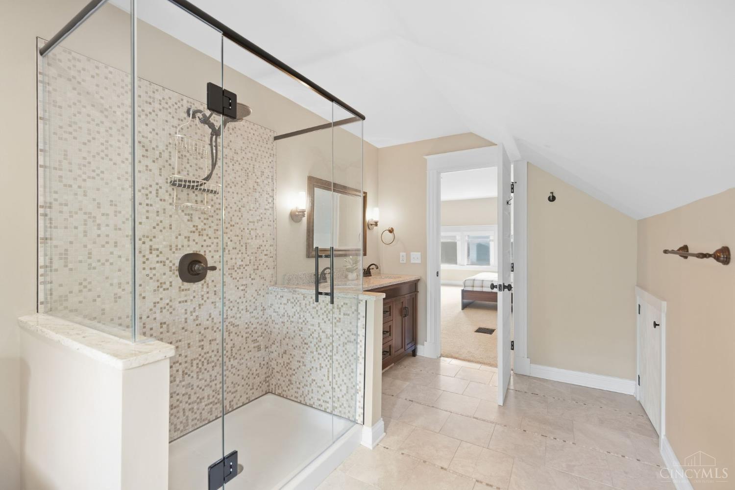 2830 Madison Road Cincinnati, OH 45209 - Photo 36 of 48 Gallery Image 36
