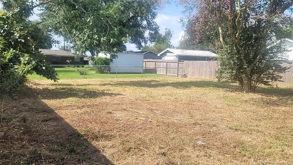 503 Hickok Street Sulphur, LA 70663 - Photo 3 of 17