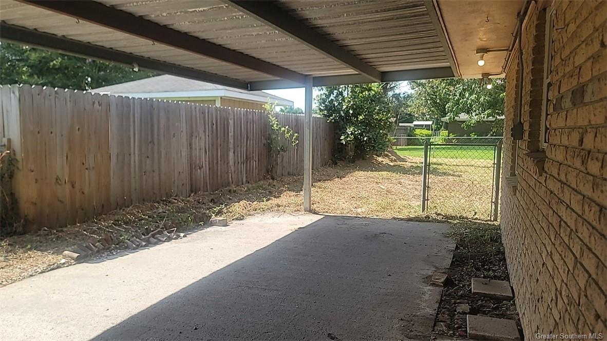 503 Hickok Street Sulphur, LA 70663 - Photo 4 of 17