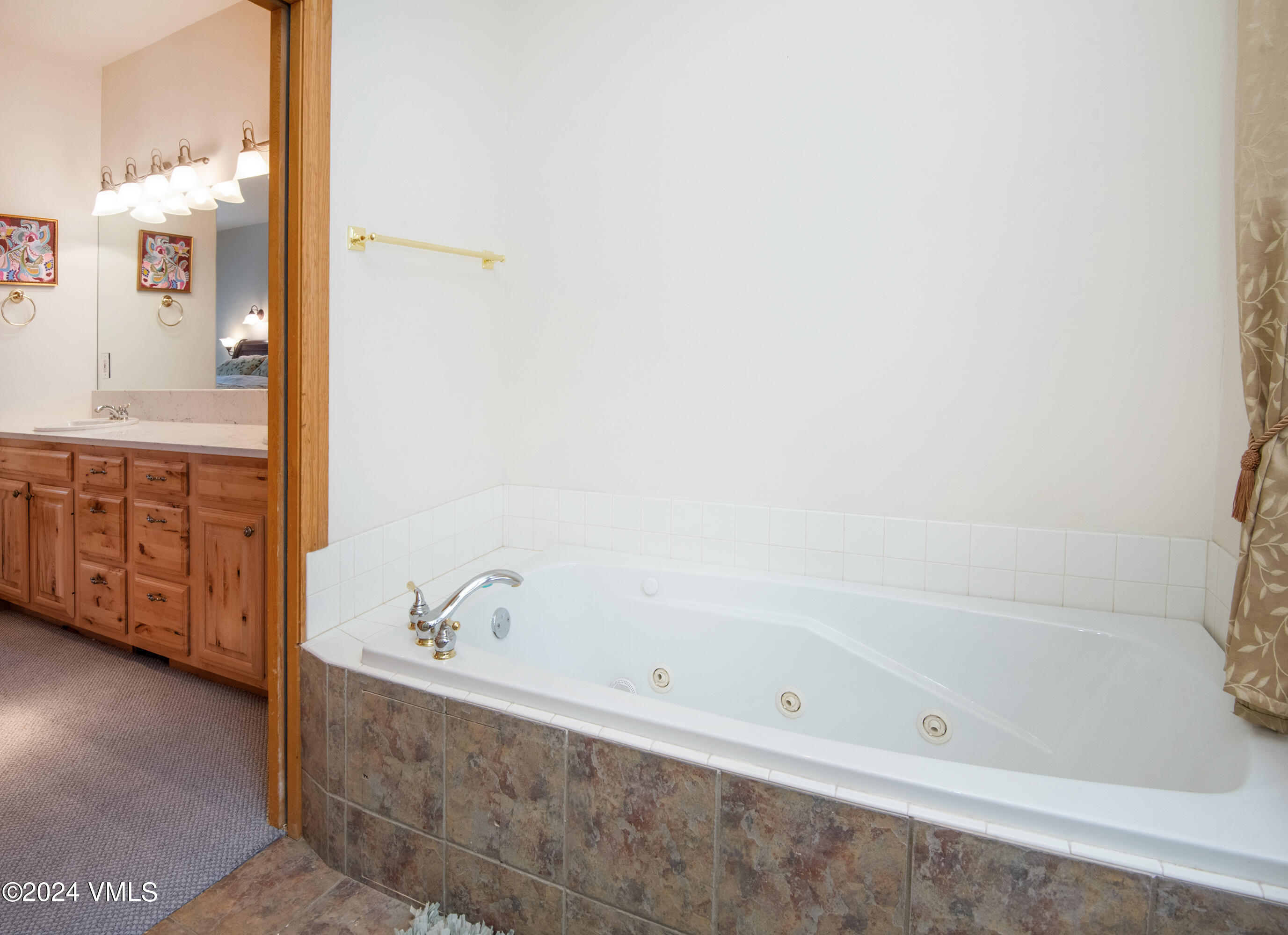 2550 Old Trail Road, Unit B Avon, CO 81620 - Photo 20 of 50 2550-OldTrlRd-MLS_24
