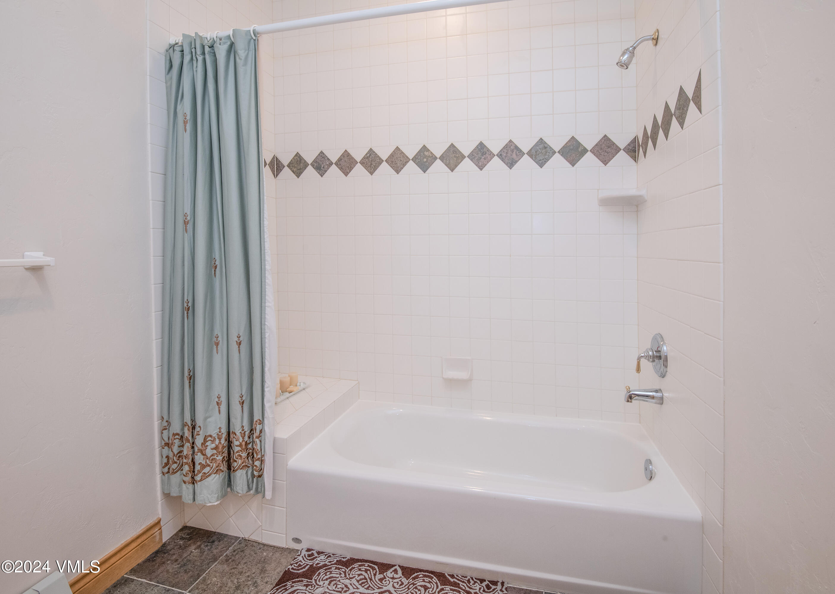 2550 Old Trail Road, Unit B Avon, CO 81620 - Photo 32 of 50 2550-OldTrlRd-MLS_37