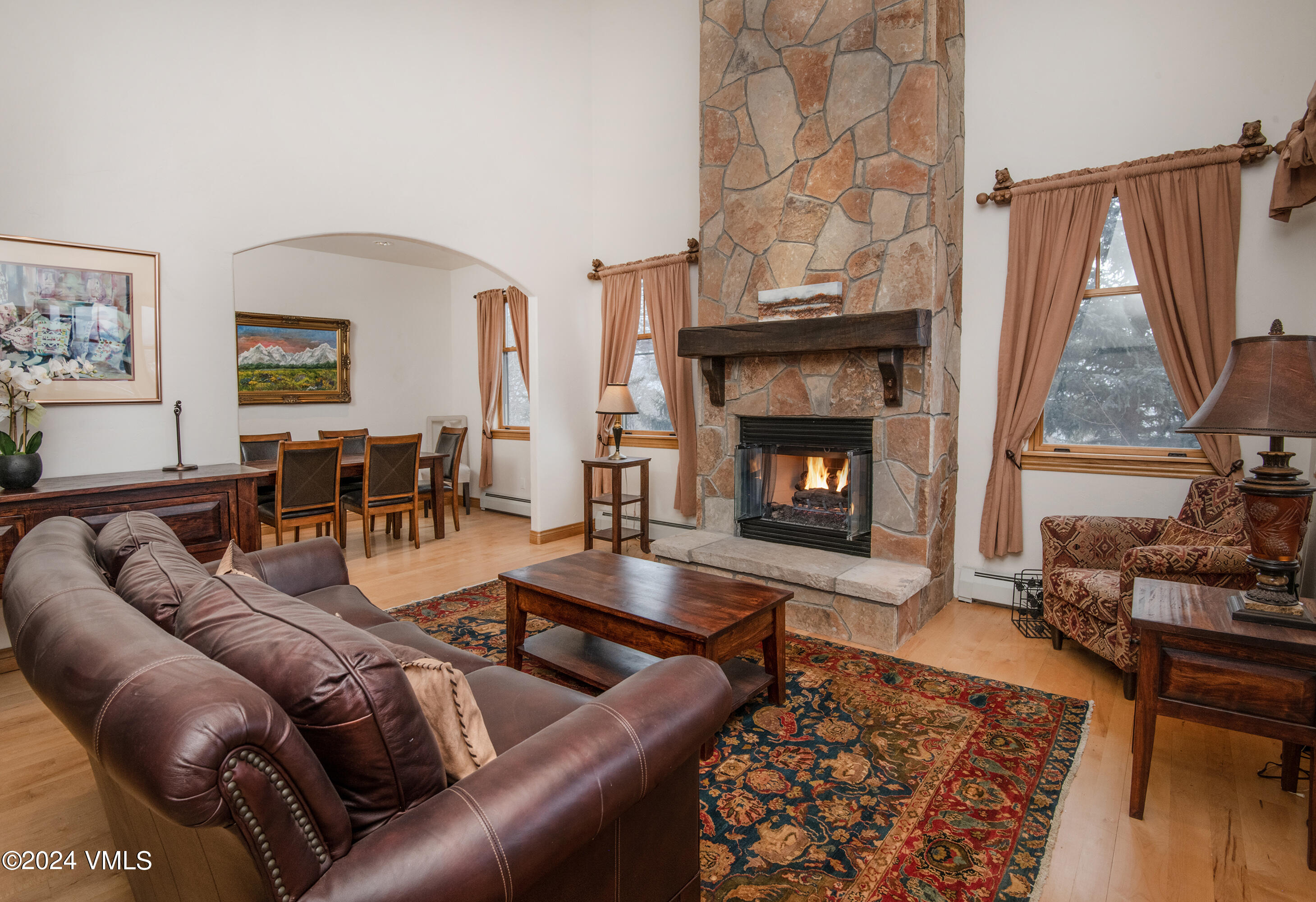 2550 Old Trail Road, Unit B Avon, CO 81620 - Photo 4 of 50 2550-OldTrlRd-MLS_03