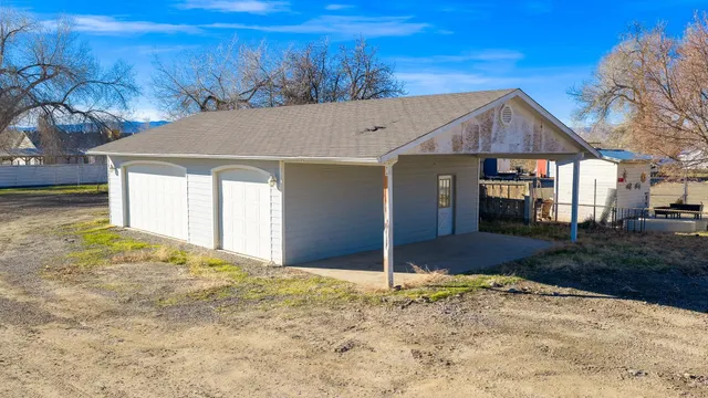 a view of a house with a outdoor space