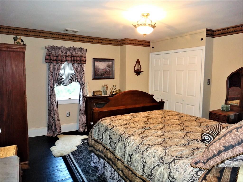 3007 Conway Wallrose Road Baden, PA 15005 - Photo 16 of 25