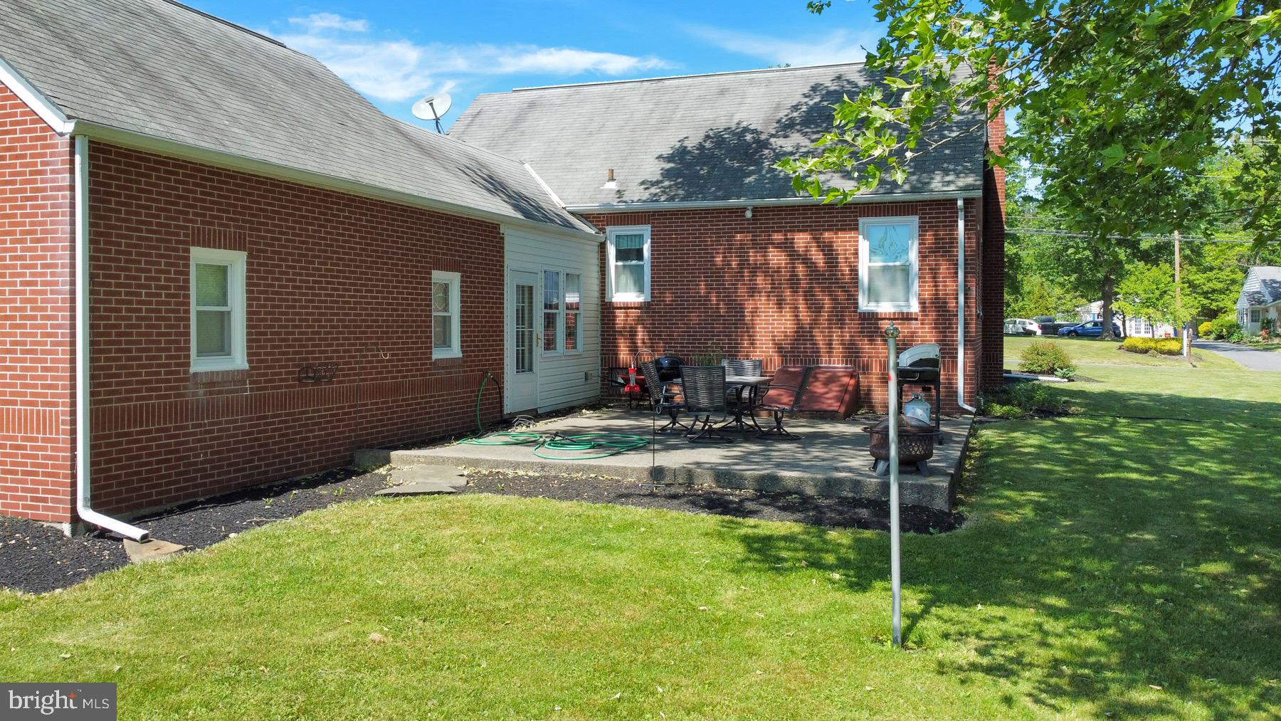 1944 Hoffmansville Road Frederick, PA 19435 - Photo 34 of 41 Rear Patio