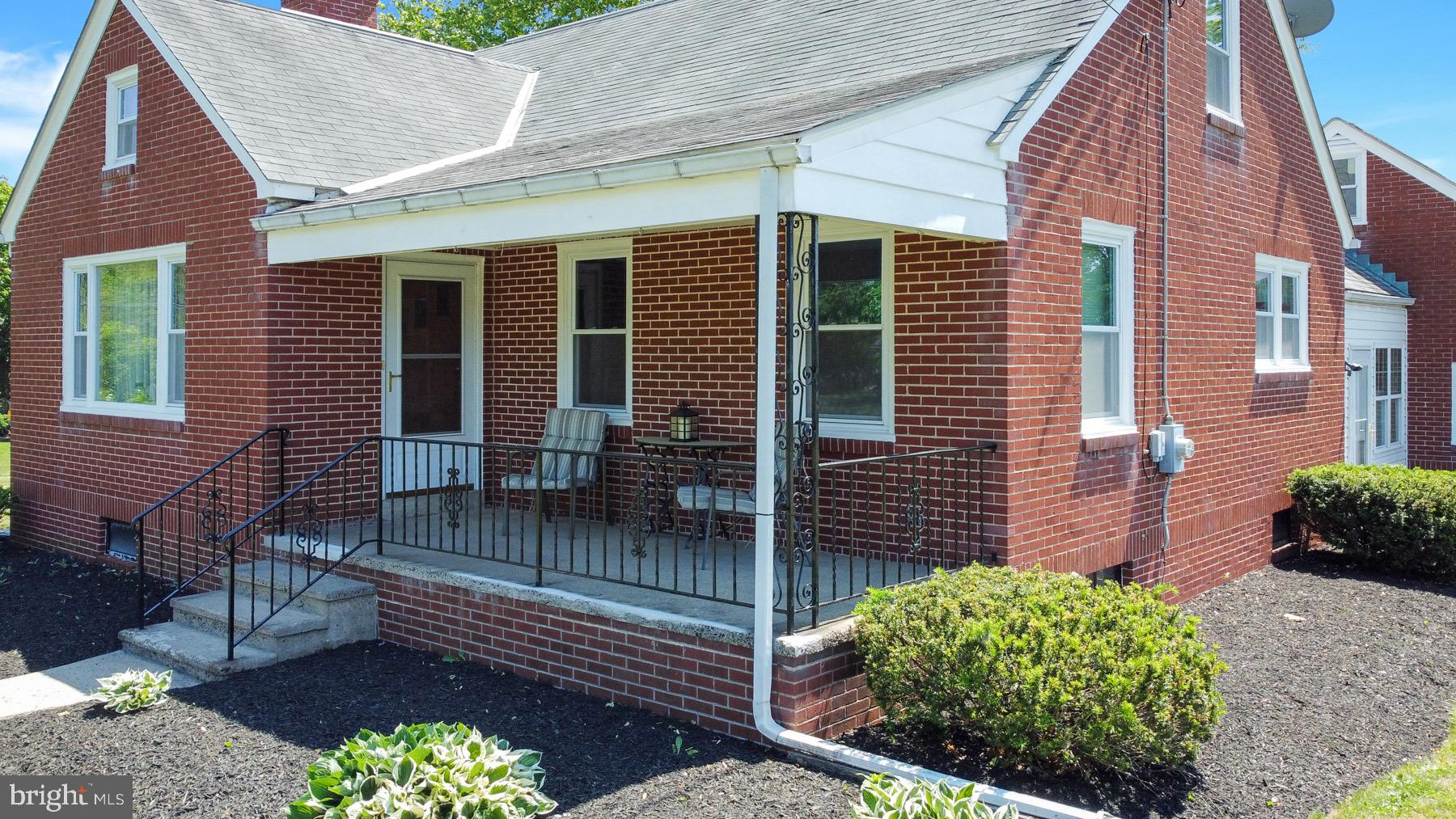 1944 Hoffmansville Road Frederick, PA 19435 - Photo 6 of 41 Porch & Entrance