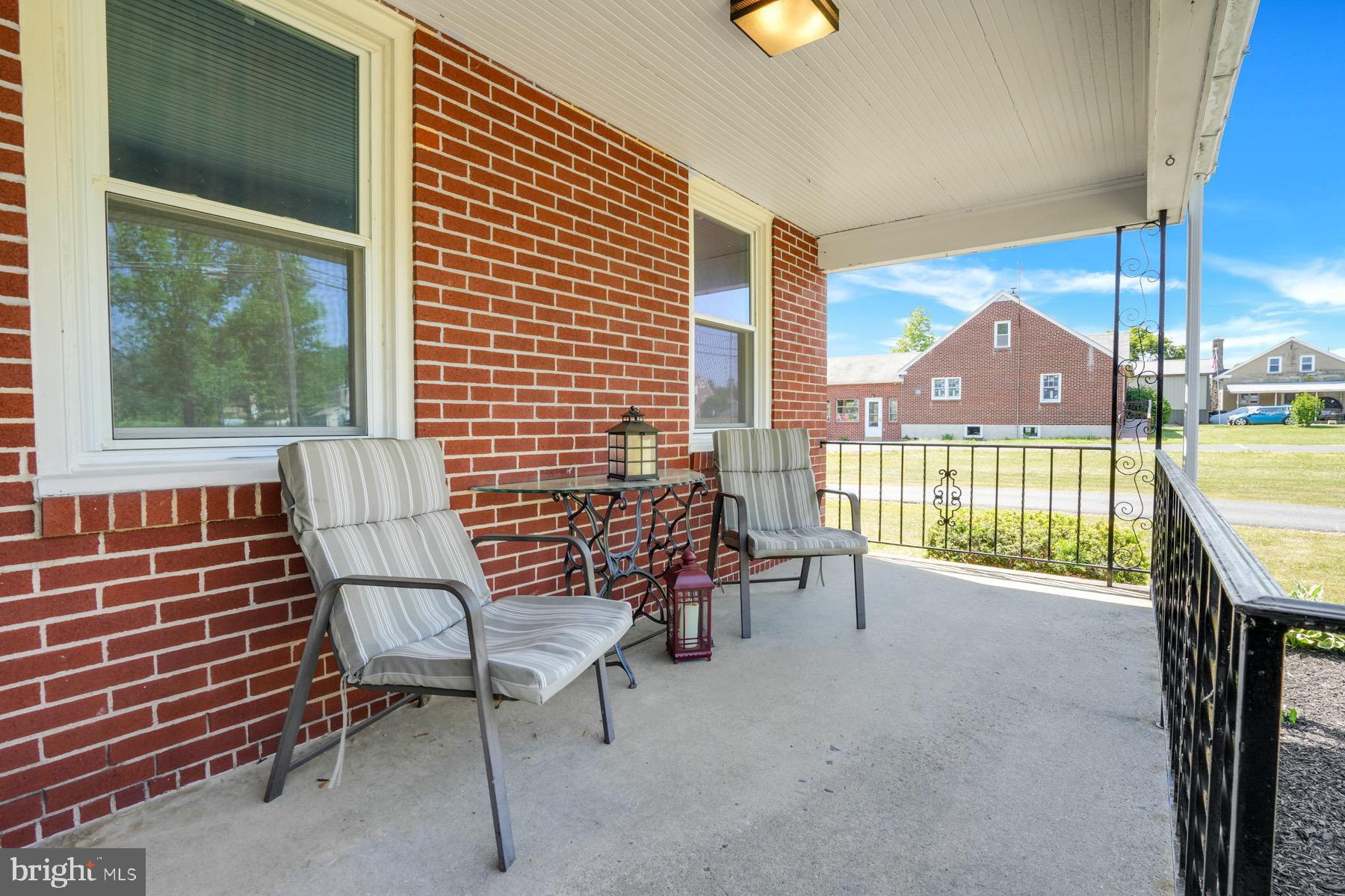 1944 Hoffmansville Road Frederick, PA 19435 - Photo 7 of 41 Porch
