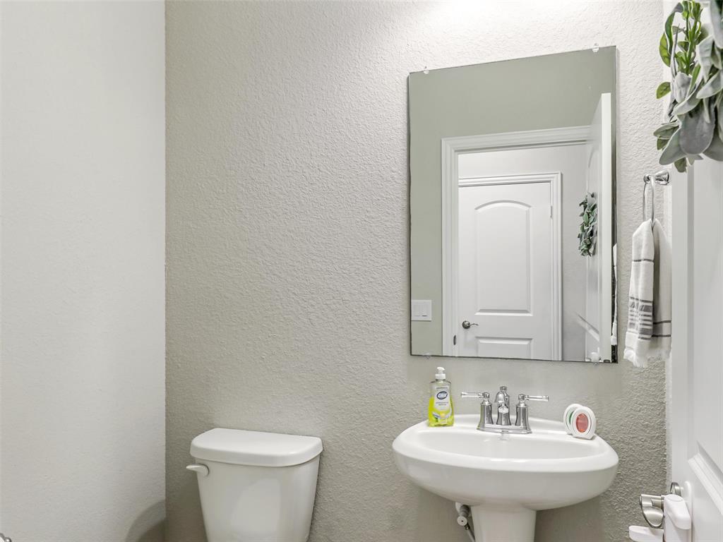 2809 Ranger Lane Aubrey, TX 76227 - Photo 28 of 34 Half Bath