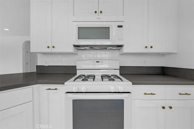 $4,598,000 | 9950 La Docena Lane, Pico Rivera, CA 90660