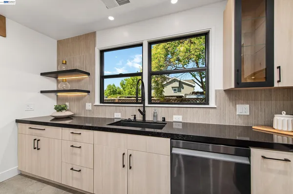 $1,895,000 | 4073 Stanley Boulevard, Pleasanton, CA 94566