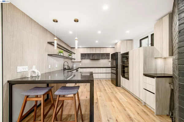 $1,895,000 | 4073 Stanley Boulevard, Pleasanton, CA 94566