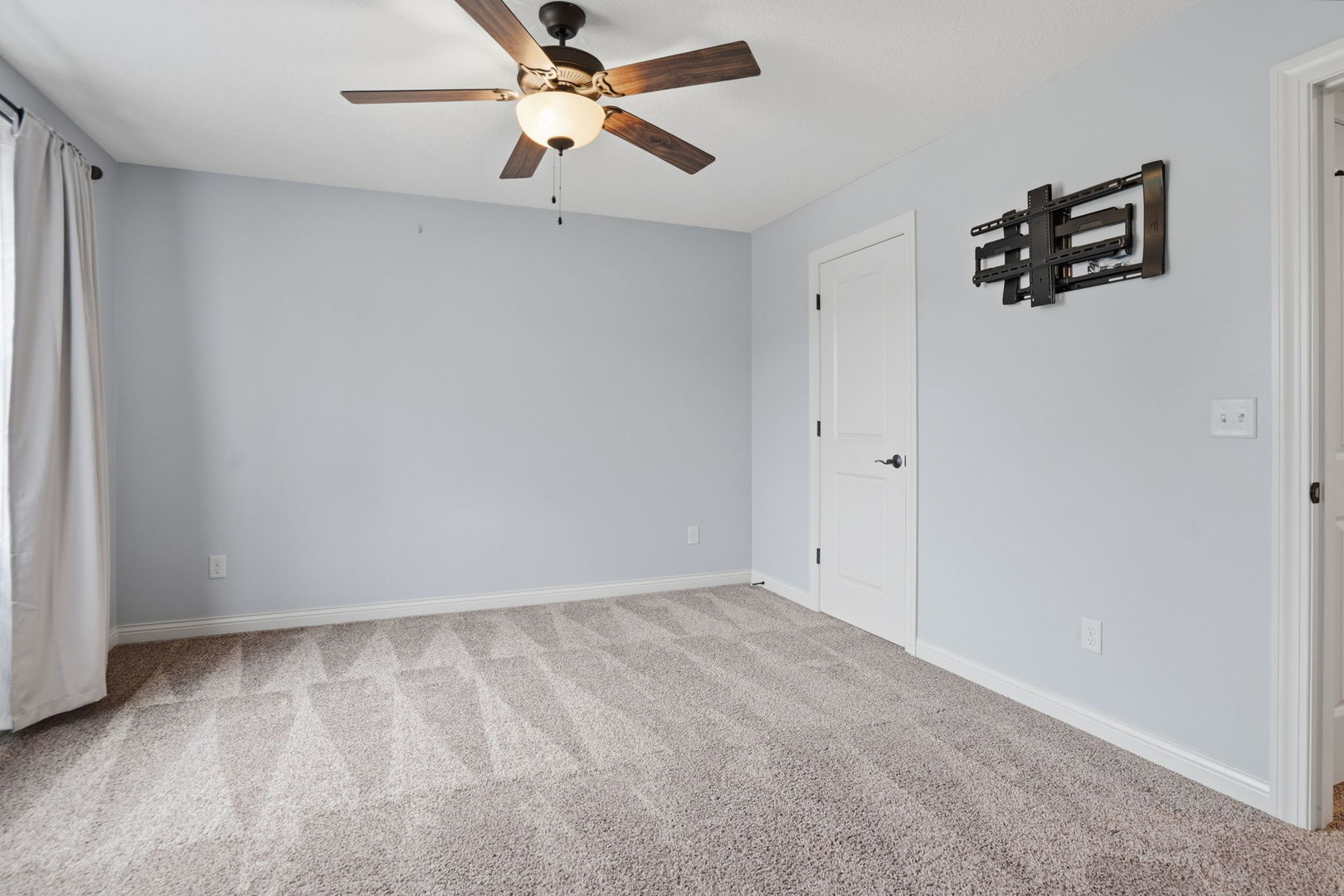 4889 Allen Road Bettendorf, IA 52722 - Photo 23 of 40