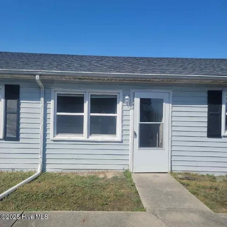 $825 | 6495 Hwy 13 S Snow Hill South, Unit 2, Snow Hill, NC 28580