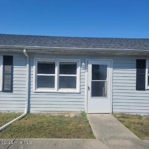 $825 | 6495 Hwy 13 S Snow Hill South, Unit 2, Snow Hill, NC 28580