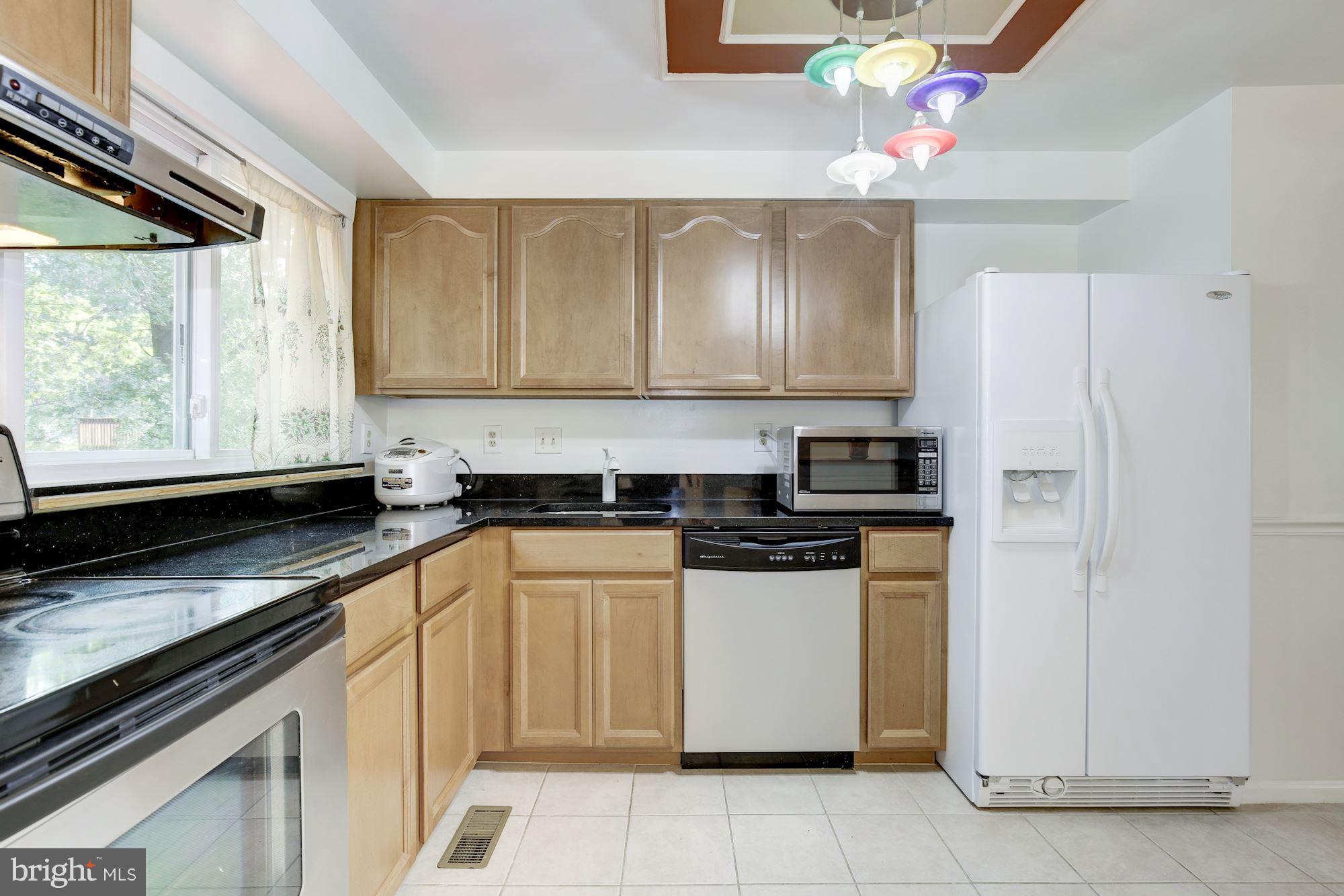 11501 Clopper Road Gaithersburg, MD 20878 - Photo 12 of 30 Kitchen