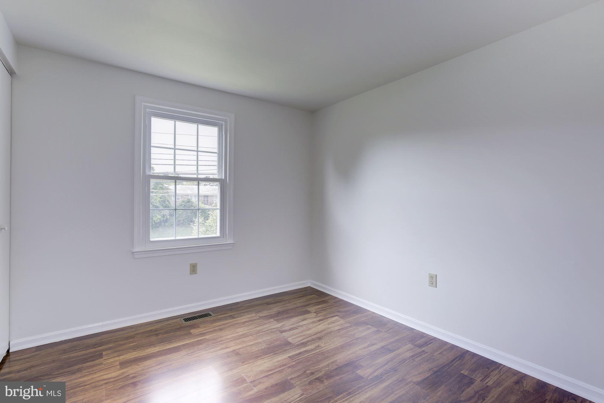 11501 Clopper Road Gaithersburg, MD 20878 - Photo 22 of 30 Bedroom
