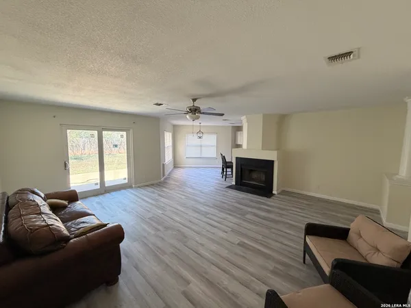 $2,295 | 2843 Redland Trail, San Antonio, TX 78259