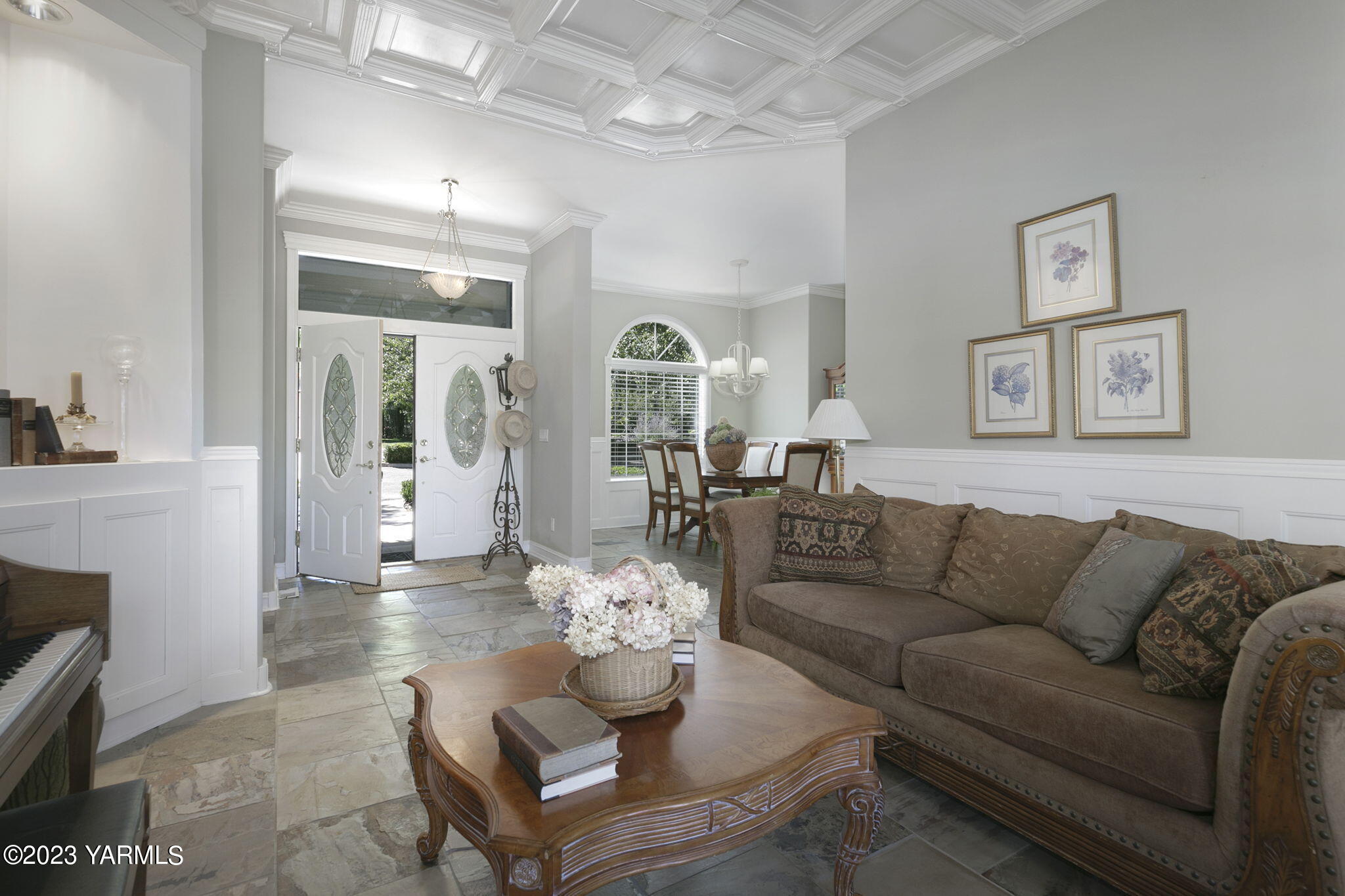 11521 Marble Extension Yakima, WA 98908 - Photo 6 of 40 a living room with furniture and a fireplace