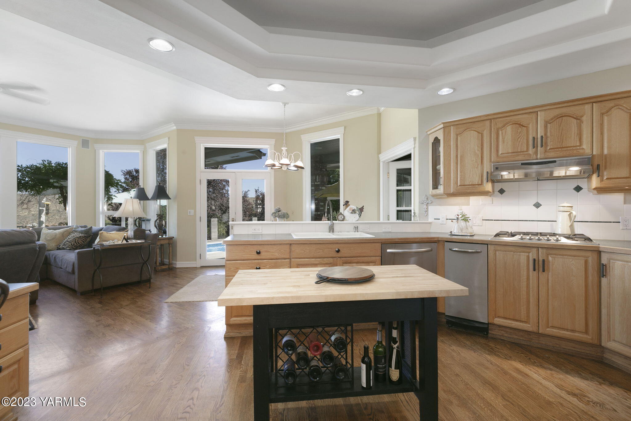 11521 Marble Extension Yakima, WA 98908 - Photo 10 of 40 a kitchen with a sink appliances and cabinets