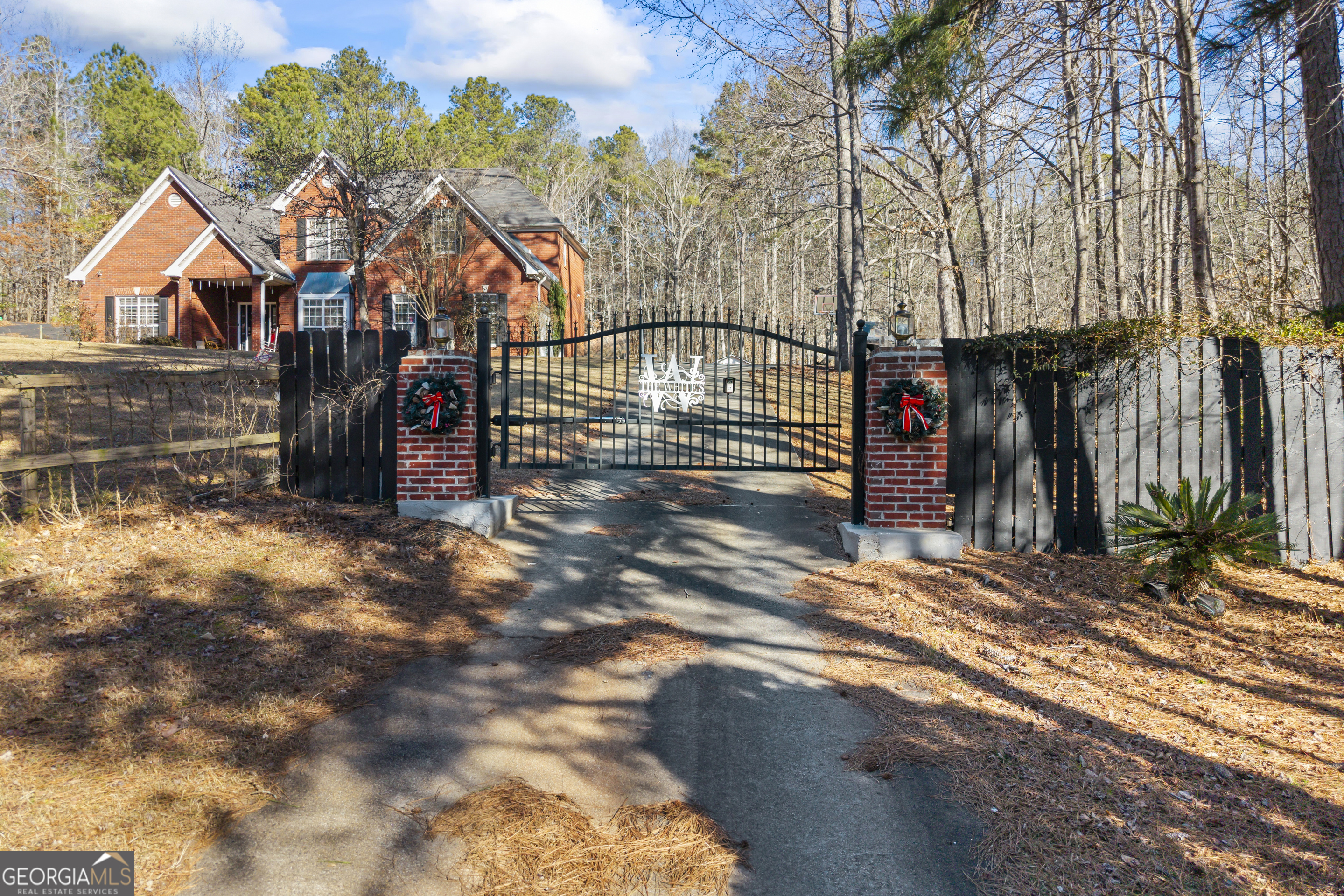 2498 Highway 212 Covington, GA 30016 - Photo 2 of 74