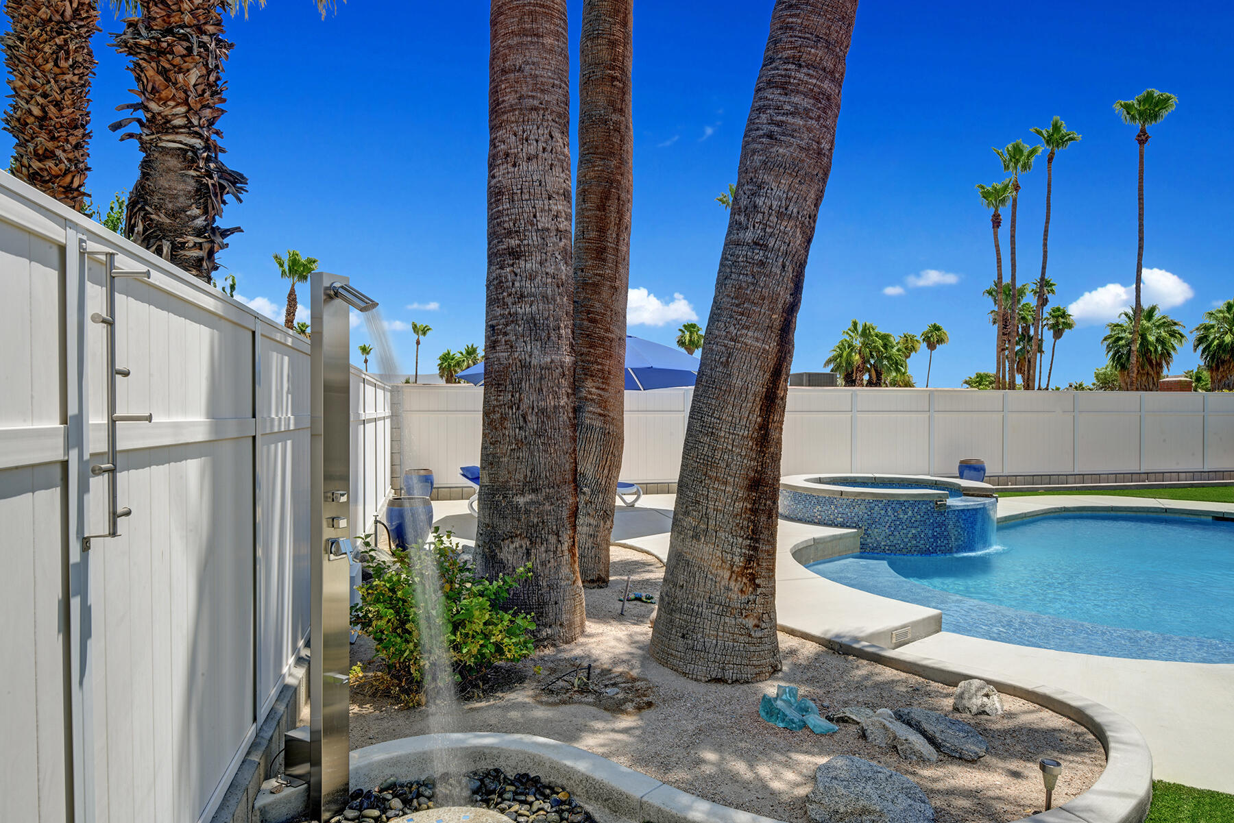 71704 Tunis Road Rancho Mirage, CA 92270 - Photo 32 of 47 a view of balcony with potted plants