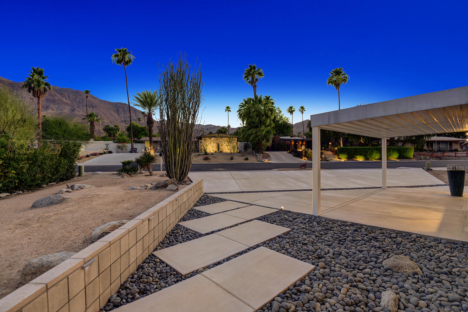 71704 Tunis Road Rancho Mirage, CA 92270 - Photo 39 of 47 a view of a backyard with a patio