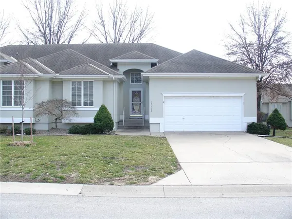 $330,000 | 17205 East 44th St Court South, Independence, MO 64055