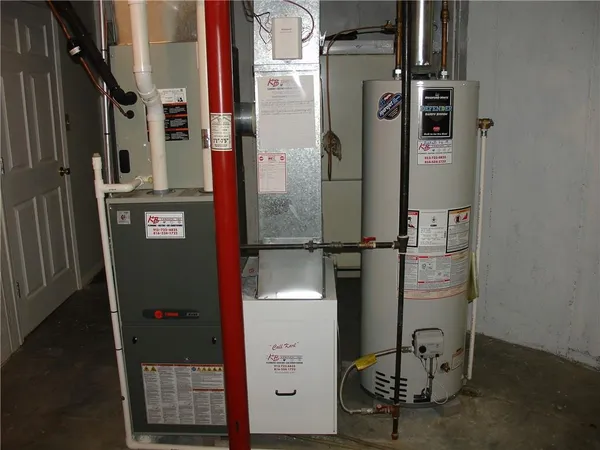 $330,000 | 17205 East 44th St Court South, Independence, MO 64055