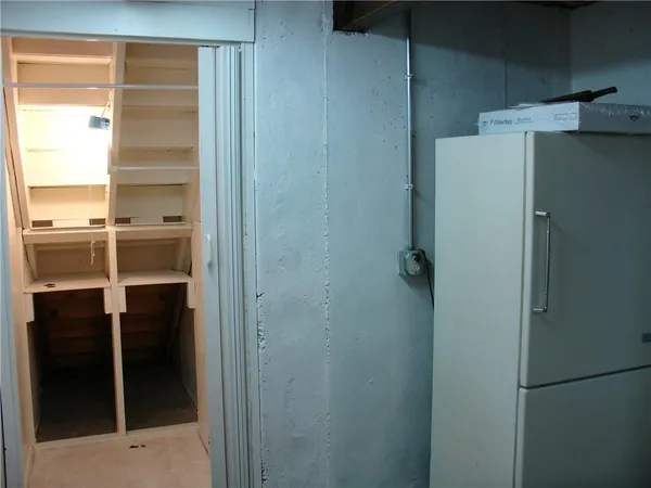 $330,000 | 17205 East 44th St Court South, Independence, MO 64055