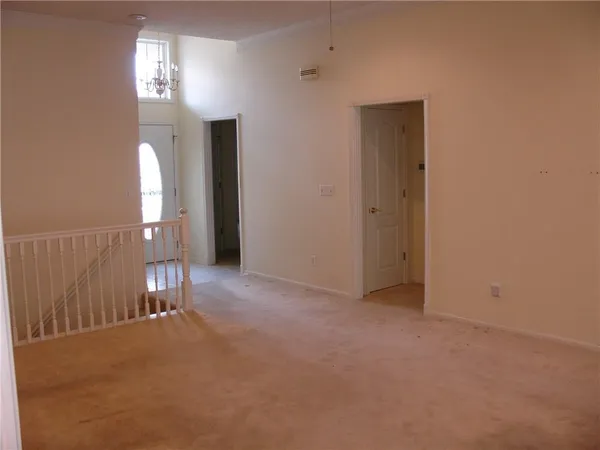 $330,000 | 17205 East 44th St Court South, Independence, MO 64055