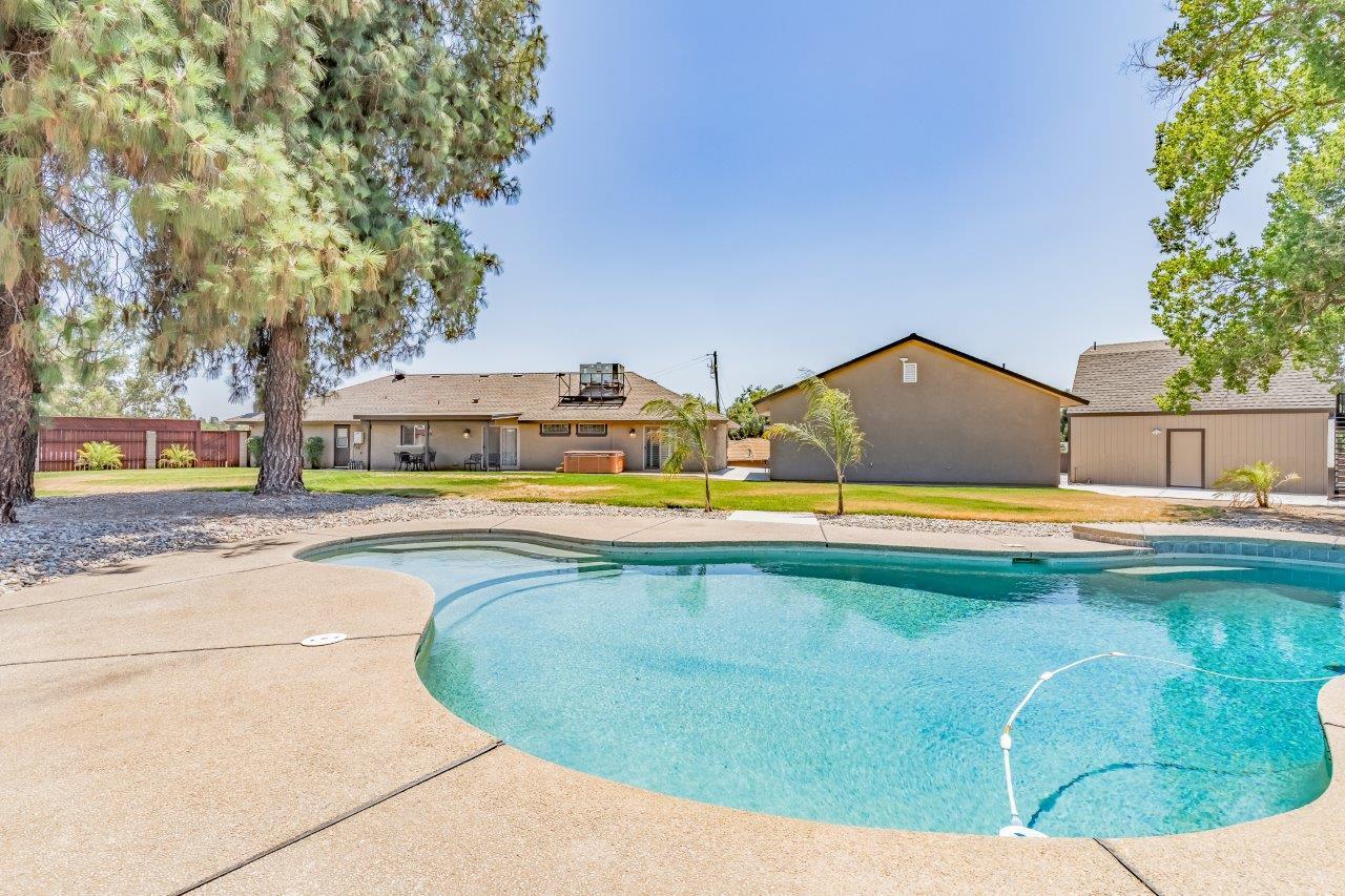 15564 Monreal Road Madera, CA 93636 - Photo 48 of 72 Gallery Image 48