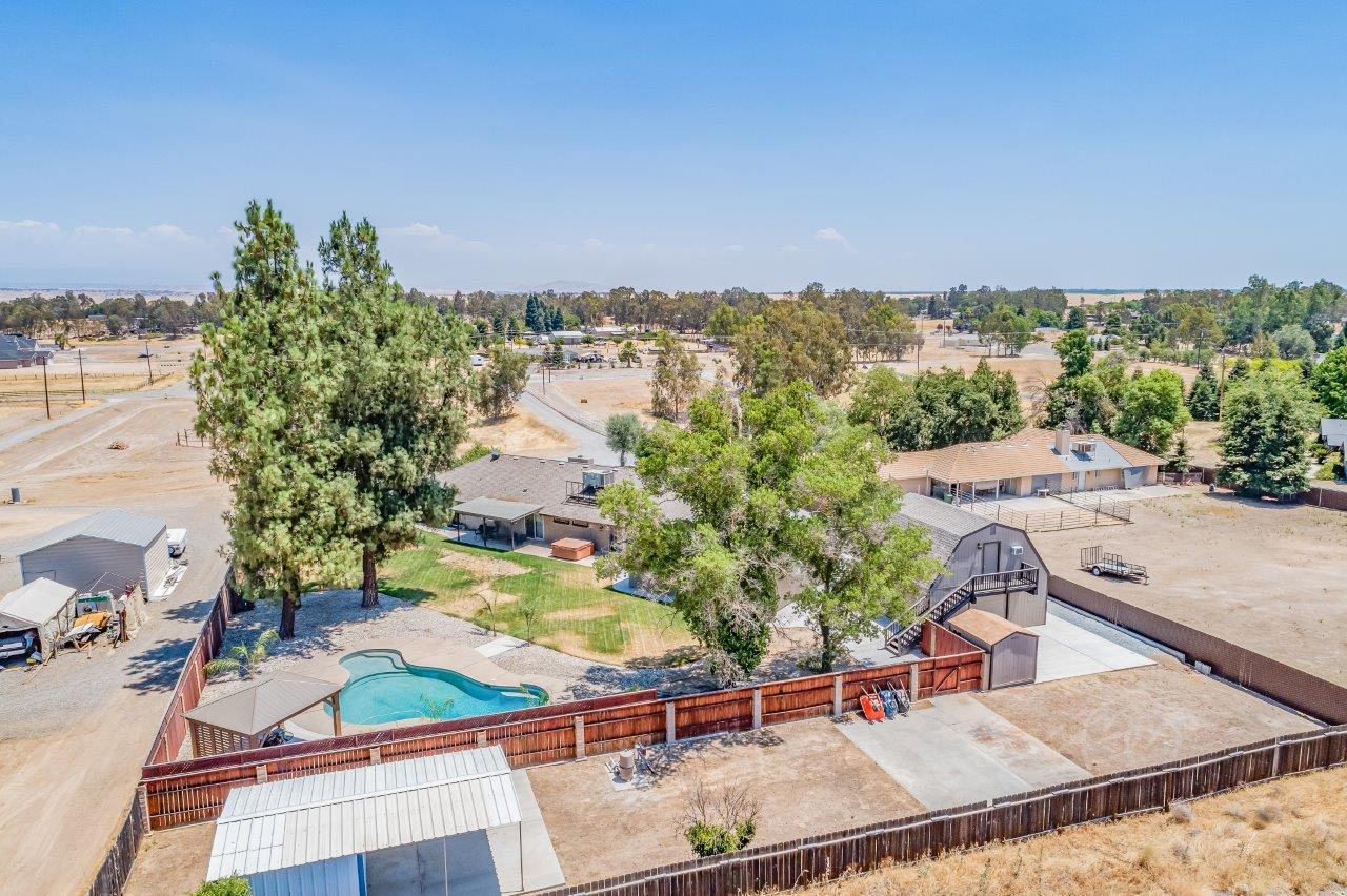 15564 Monreal Road Madera, CA 93636 - Photo 58 of 72 Gallery Image 58