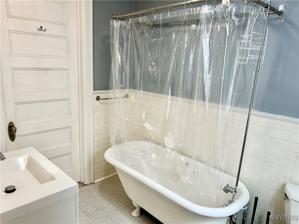 242 Bryant Street, Unit 3A Buffalo, NY 14222 - Photo 13 of 19