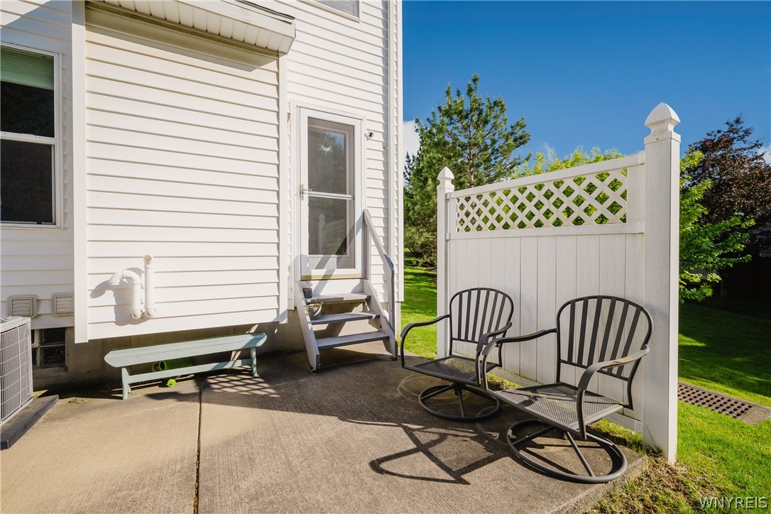 451 3rd Avenue Amherst, NY 14221 - Photo 4 of 33