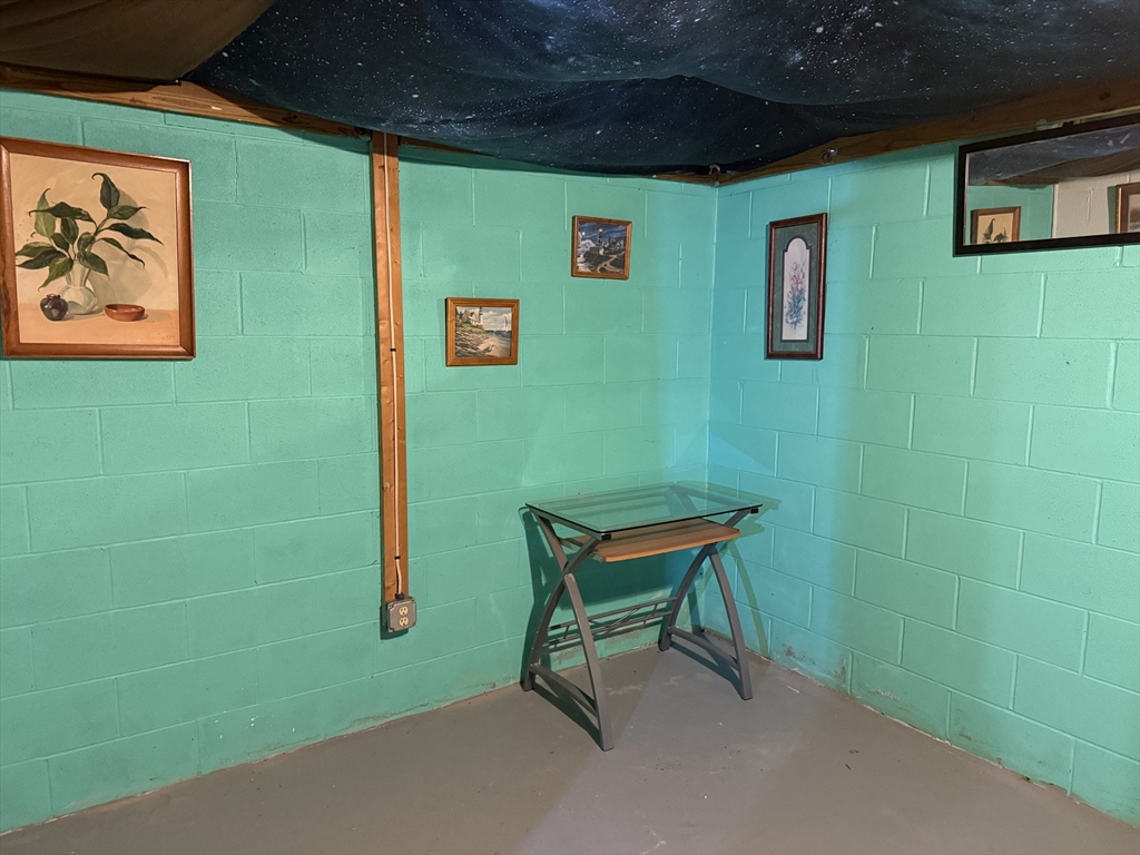 228 Palmer Road Monson, MA 01057 - Photo 30 of 35
