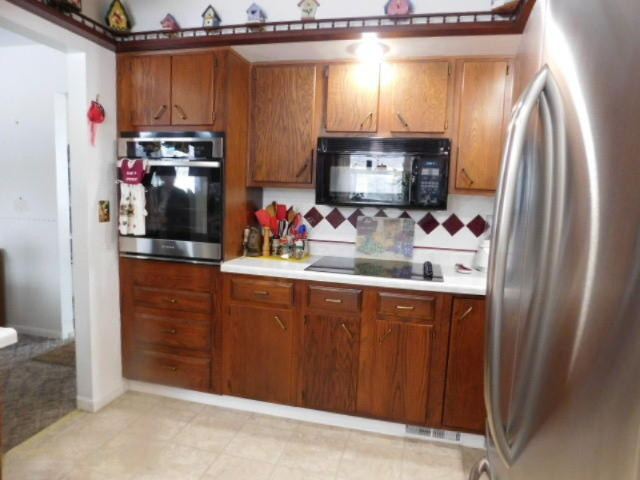 133 East Chicago Road Coldwater, MI 49036 - Photo 11 of 28 DSCN1340