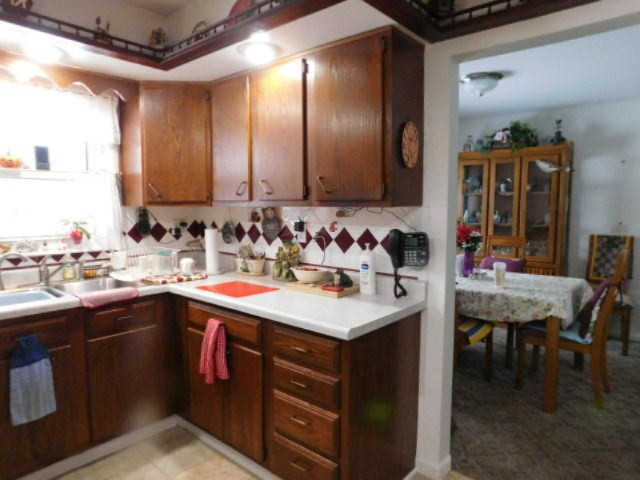 133 East Chicago Road Coldwater, MI 49036 - Photo 8 of 28 DSCN1329