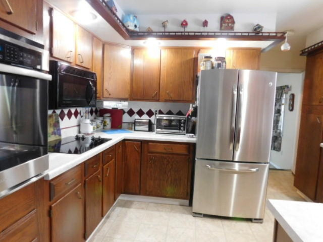 133 East Chicago Road Coldwater, MI 49036 - Photo 9 of 28 DSCN1327