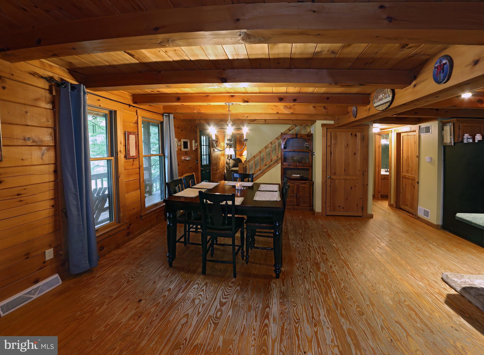 1093 Cider Press Road Manheim, PA 17545 - Photo 14 of 27 Dining Area for EIK