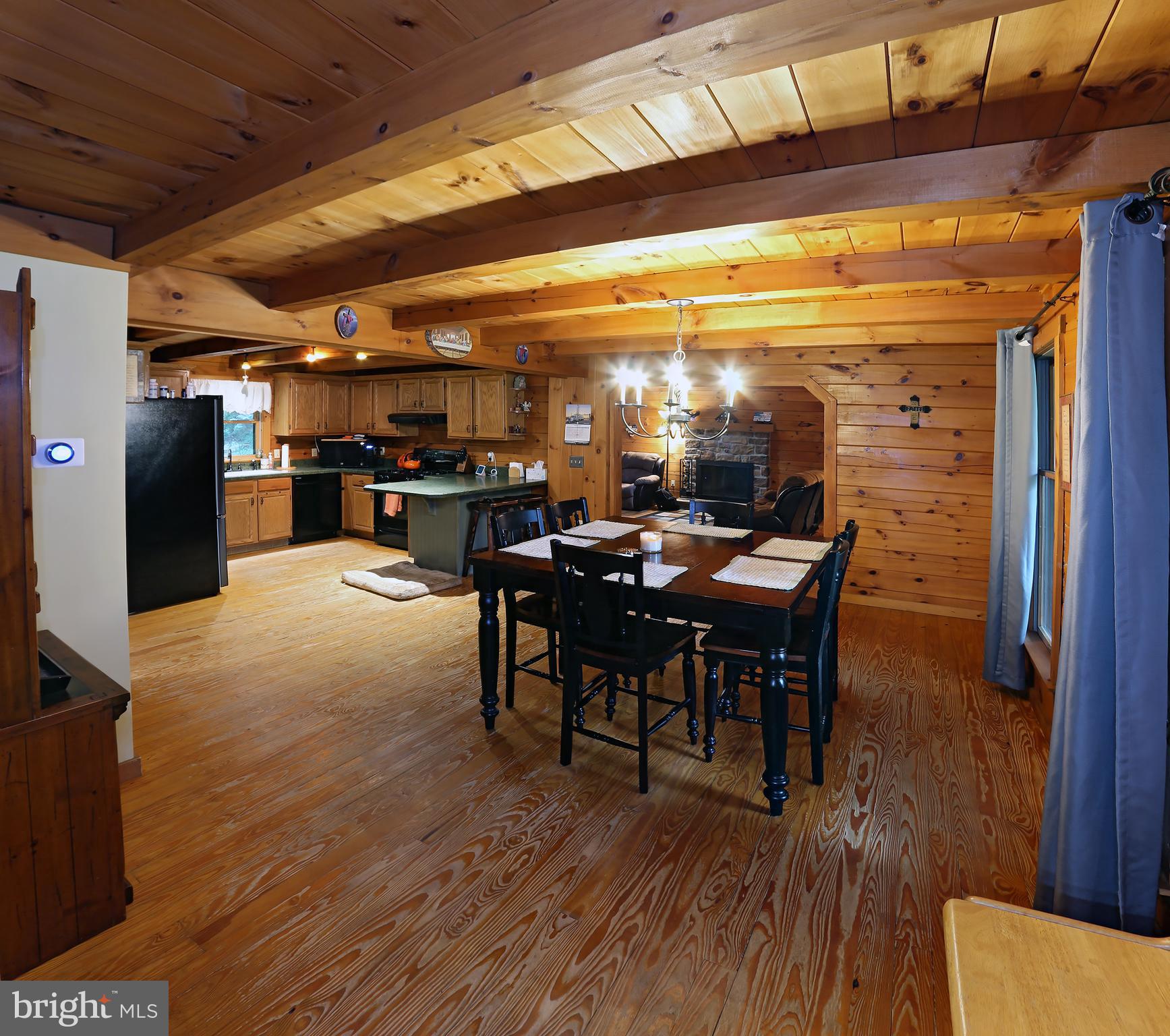 1093 Cider Press Road Manheim, PA 17545 - Photo 16 of 27 Dining Area for EIK