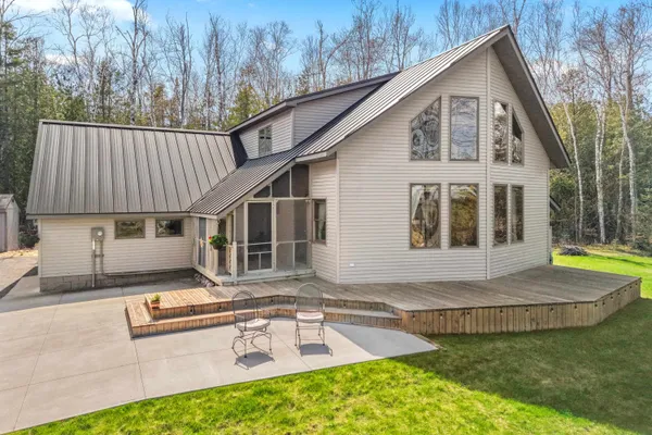 $680,900 | 3998 Highway 23, Rogers City, MI 49779