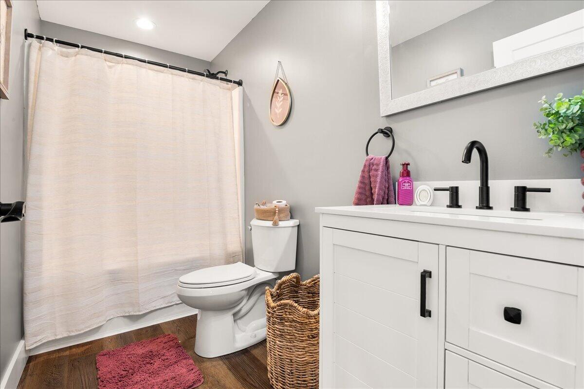 504 Wells Road Corbin, KY 40701 - Photo 42 of 46 25-Bathroom 2